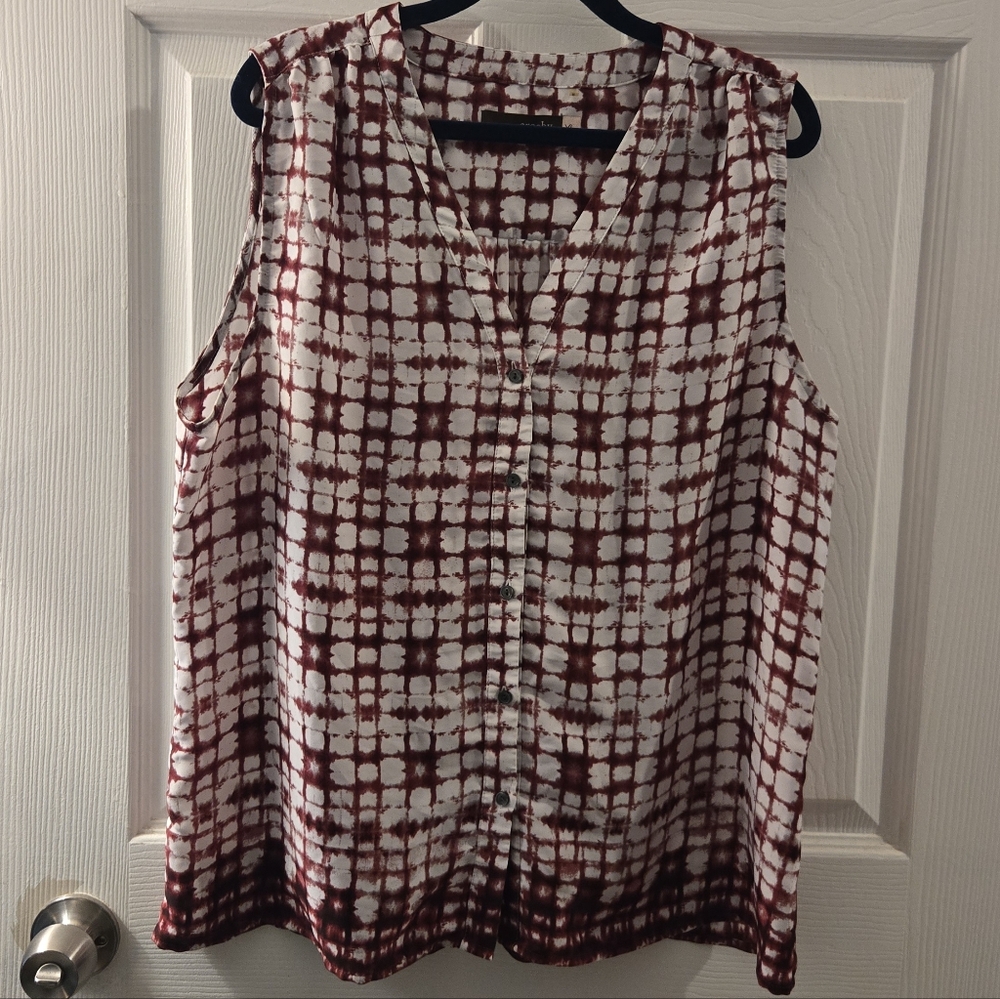 Women's Sleeveless Top